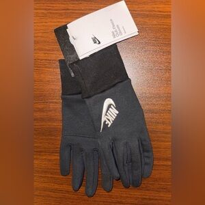 Nike Tech Fleece Gloves
